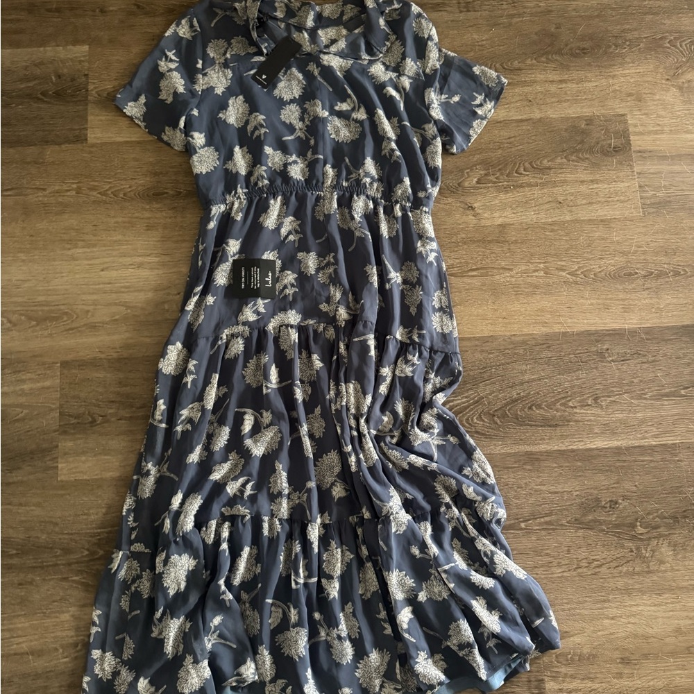 Lulu's Navy Floral Maxi Dress